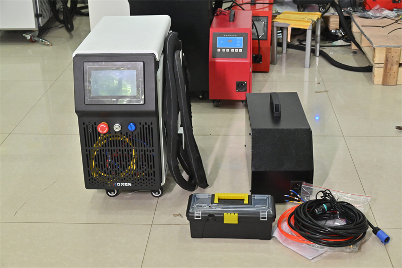 เครื่องเชื่อมเลเซอร์แบบพกพาขนา - Industrial Use Of Laser บทวิจารณ์และราคา